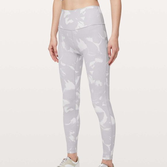 Size 12 - Lululemon Wunder Under High-Rise Tight 28" *Full-On Luxtreme - Picture 1 of 3